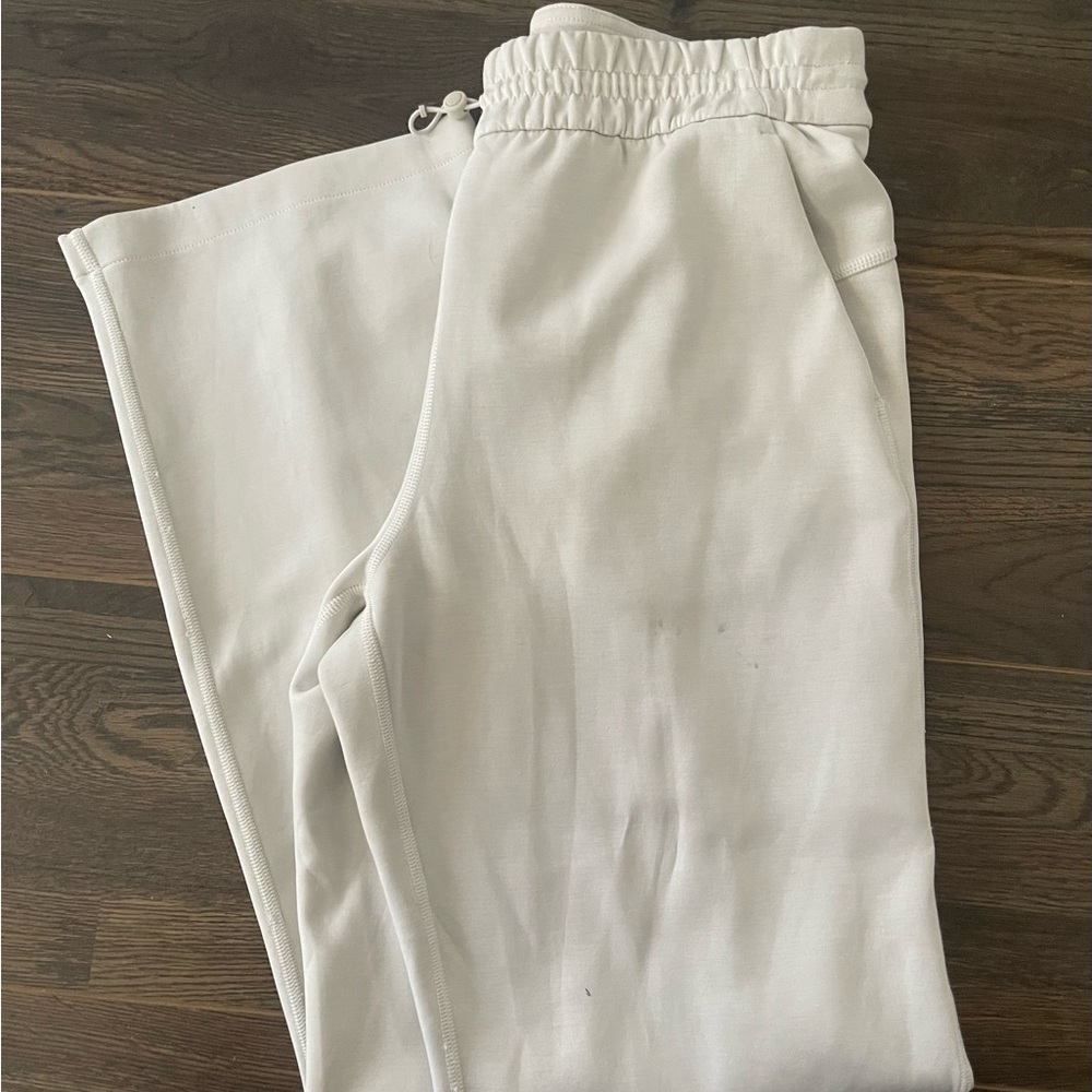 Lululemon White Sweatpants